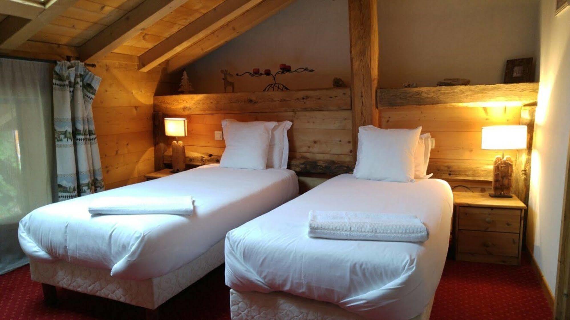Chalet Pele - Alpes Travel - Central Chamonix - Sleeps 11 Dış mekan fotoğraf